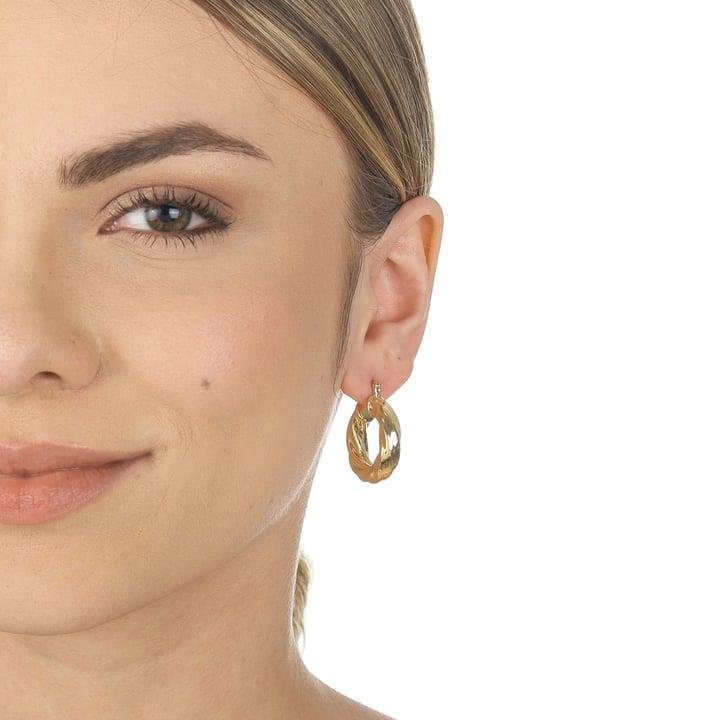 ARGOLA 2,5CM DE TUBO 6MM TORCIDO COM FECHO ITALIANO