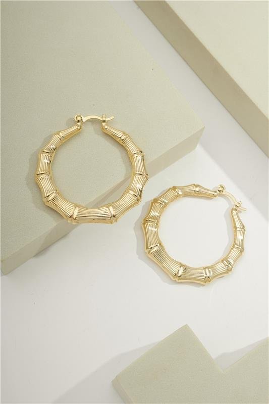 ARGOLA 4,4CM FRISADA EM GOMOS 4MM FECHO ITALIANO