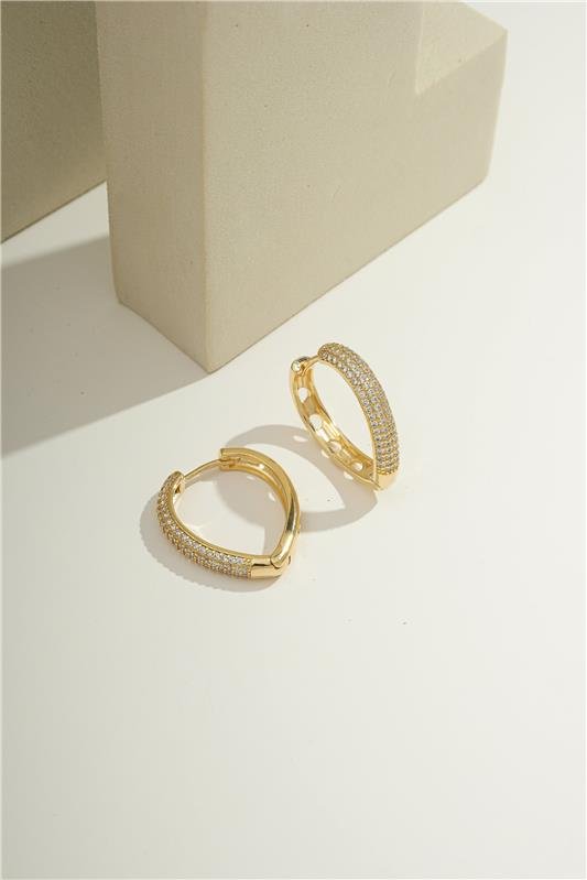 ARGOLA CRAVEJADA COM MICROZIRCÔNIAS