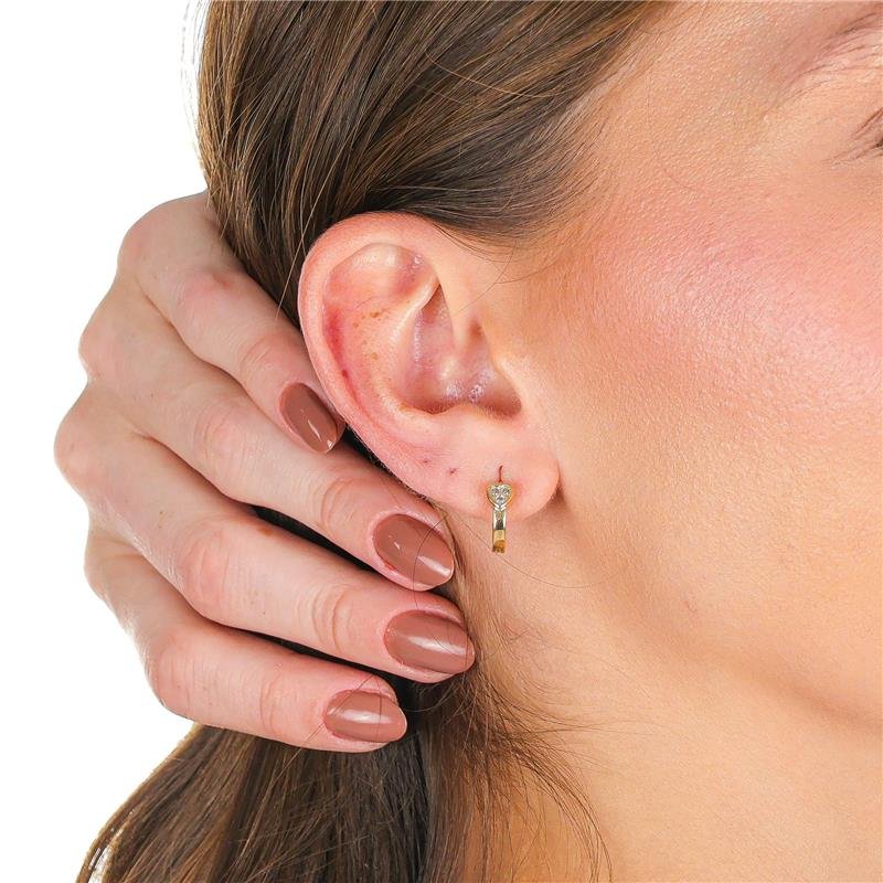 ARGOLA 1,2CM COM CORAÇÃO DE ZIRCÔNIAS E FECHO CLICK