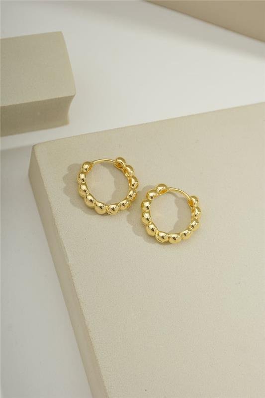 ARGOLA 1,8 CM DE ARO EM BOLINHAS DE 3MM FECHO SEGMENTO - BRB-00992