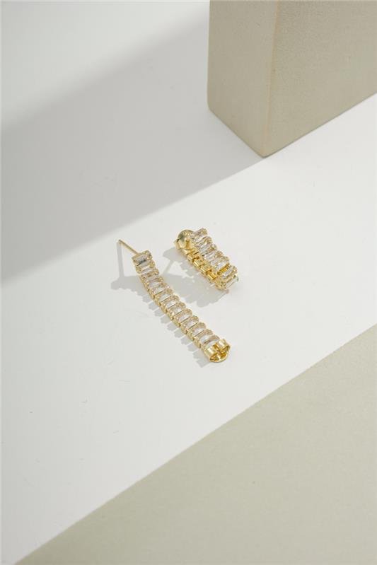 BRINCO ZIRCONIA BAGUETE 4X2