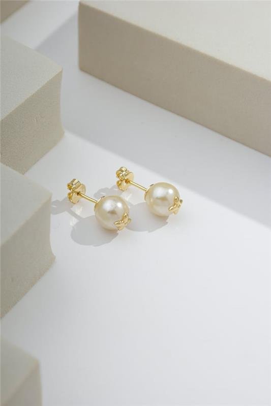 BRINCO PEROLA COM DETALHE