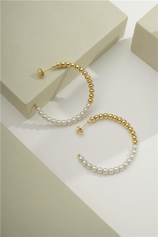 ARGOLA DE 4CM COM BOLINHAS E PEROLAS DE 4MM