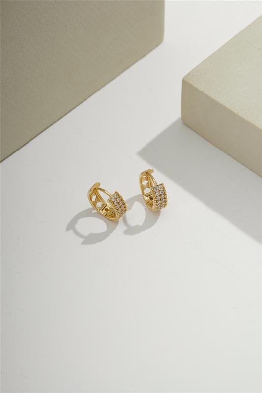 ARGOLA DE 1,5CM DE CLICK COM MICROZIRCÔNIAS