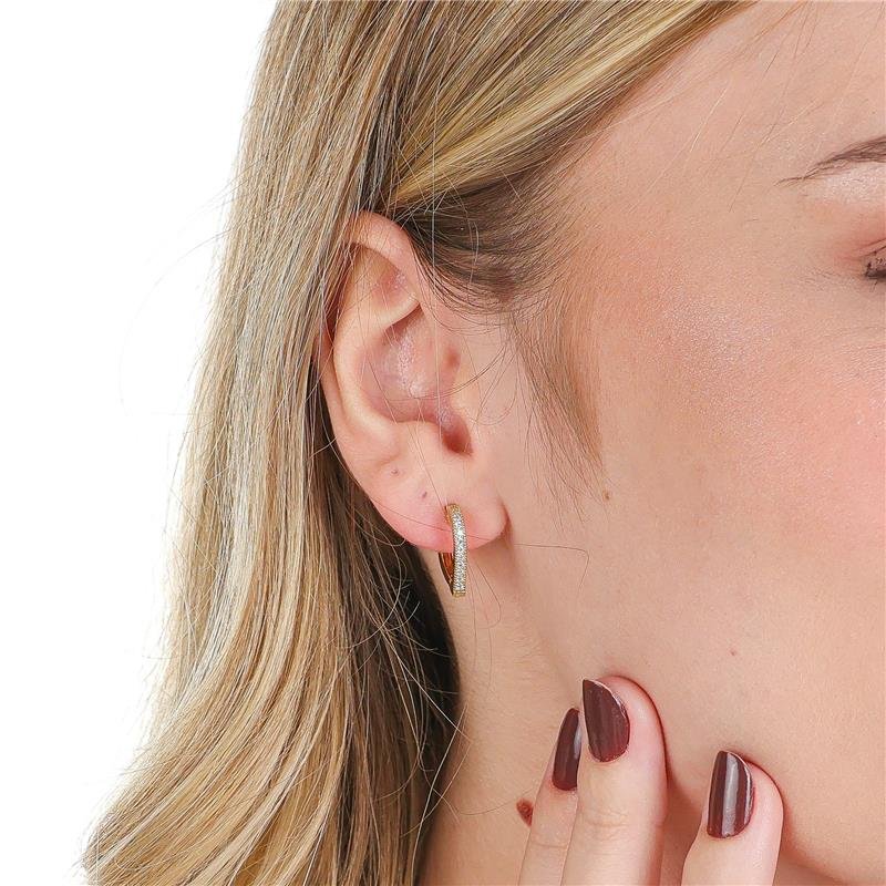 ARGOLA DE CORAÇÃO 1,5CM DE CLICK COM MICROZIRCÔNIAS