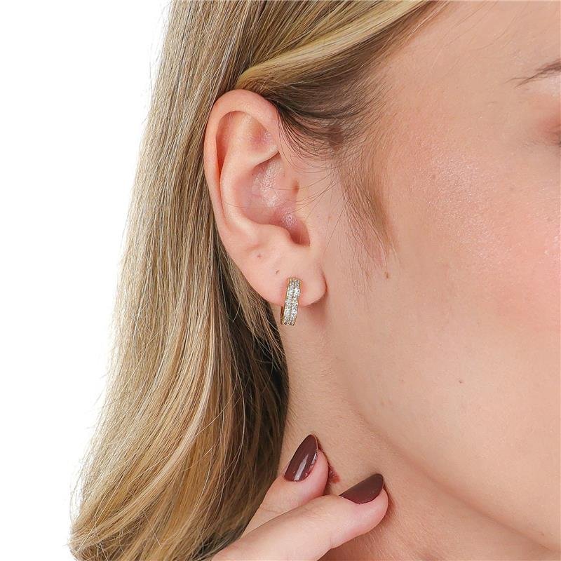 ARGOLA DE CORAÇÃO 1,3CM DE CLICK COM MICROZIRCÔNIAS