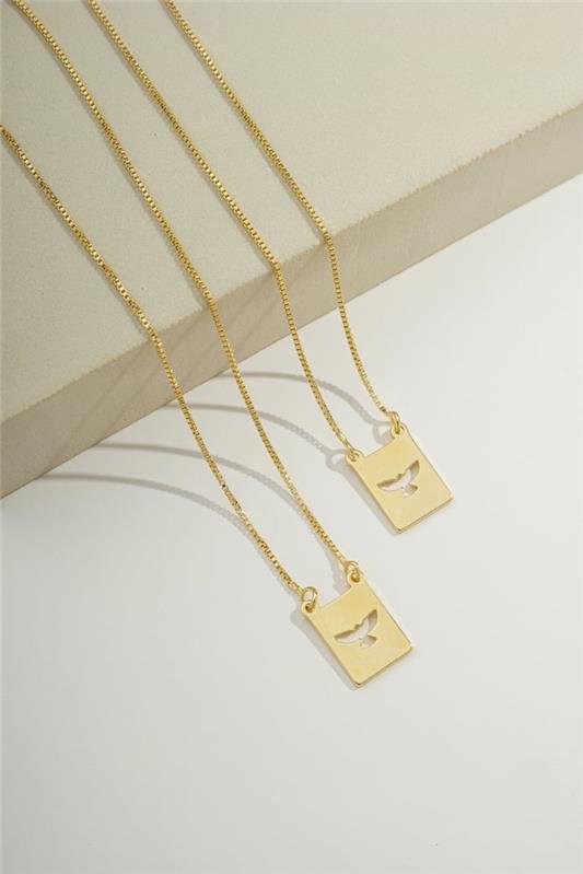 ESCAPULÁRIO COM CRUZ E ESPÍRITO SANTO