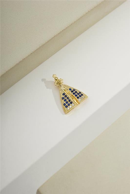 PINGENTE DE NOSSA SENHORA COM MICROZIRCÔNIAS