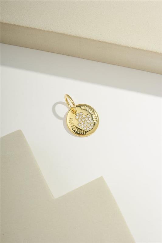 PINGENTE 1,5CM MEDALHINHA COM MÃO DE FÁTIMA CRAVEJADA DE ZIRCÔNIAS