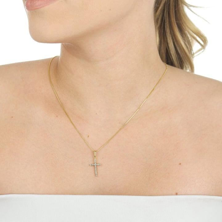 PINGENTE 1,8CM CRUZ CRAVEJADA COM ZIRCÔNIAS