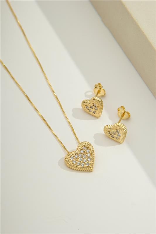 CONJUNTO DELICADO DE CORAÇÃO COM BABADINHO E MICROZIRCÔNIAS