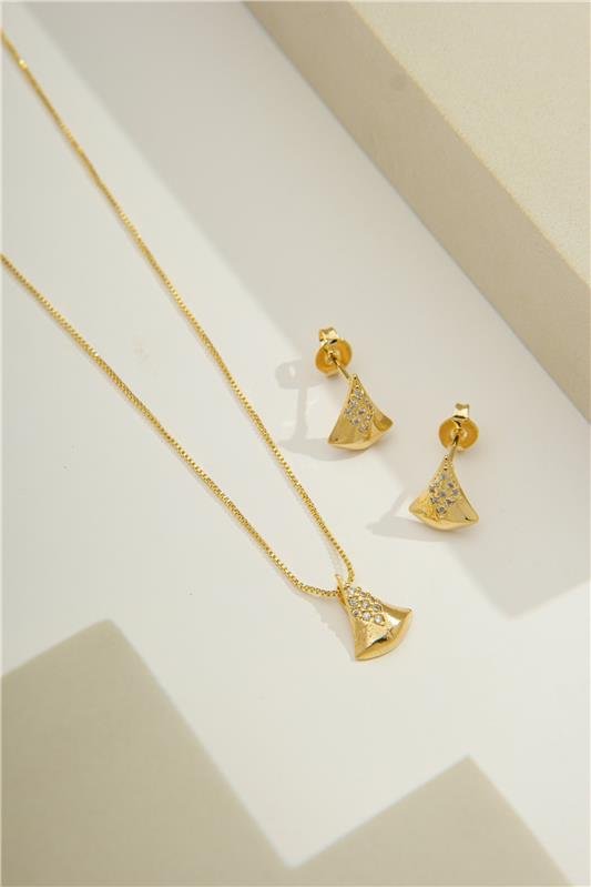 CONJUNTO DELICADO QUANTAL COM MICROZIRCÔNIAS