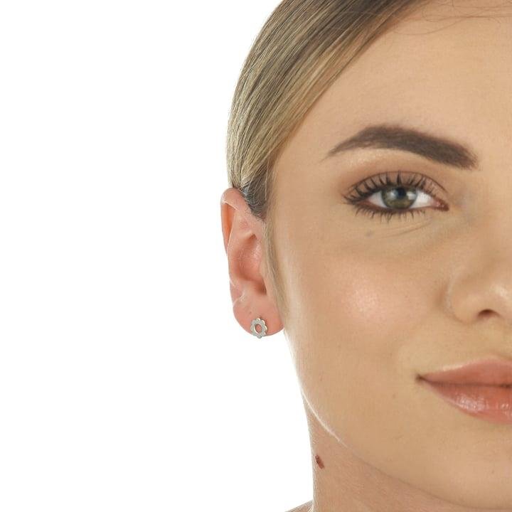 BRINCO DE FLORZINHA A LASER EM PRATA 925 - 023-00009