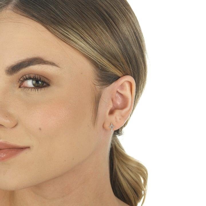 BRINCO ESTRELA 4 PONTAS VAZADA A LASER EM PRATA 925 - 023-00027