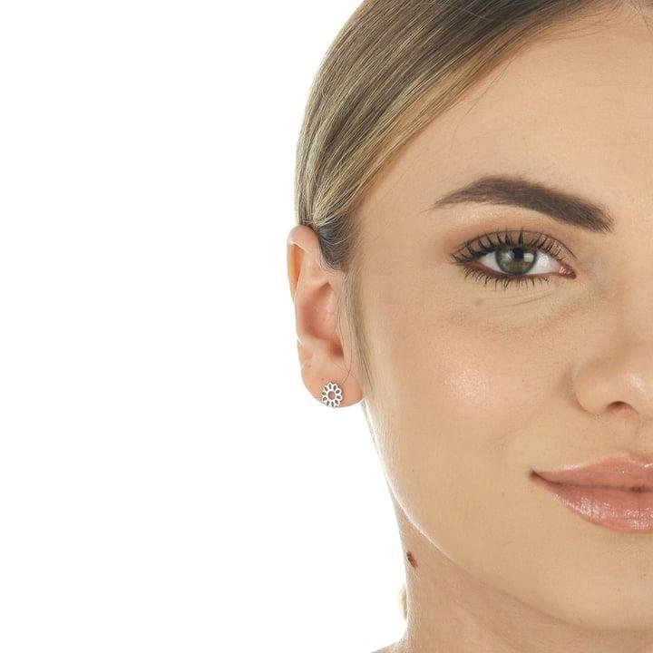 BRINCO DE MARGARIDA VAZADA A LASER EM PRATA 925 - 023-00039