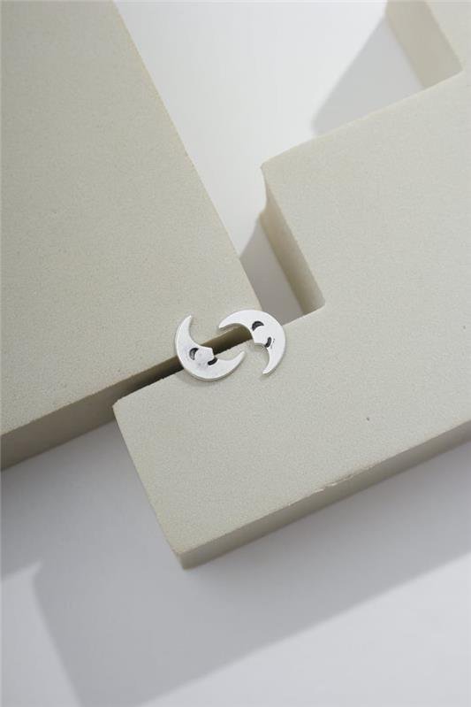 BRINCO DE LUA FELIZ A LASER EM PRATA 925 - 023-00078