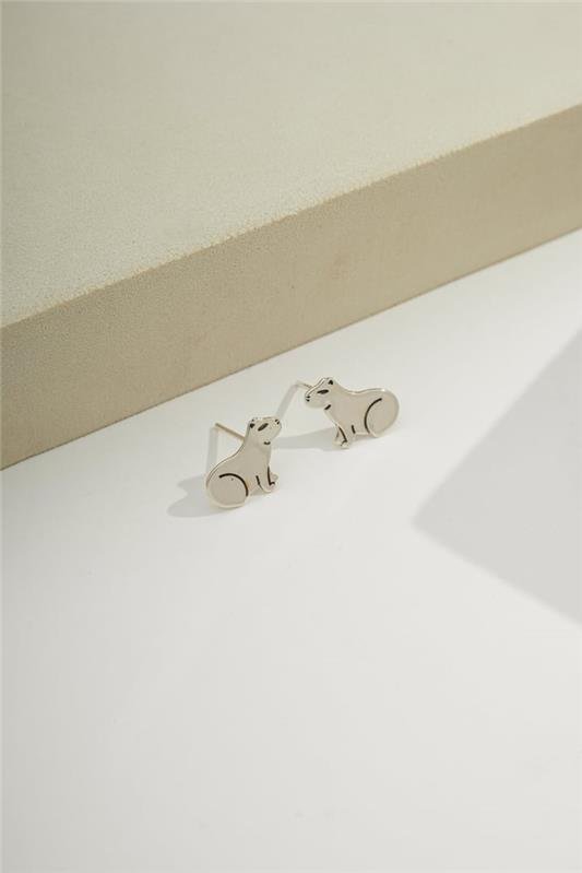 BRINCO DE CAPIVARA A LASER EM PRATA 925 - 023-00094