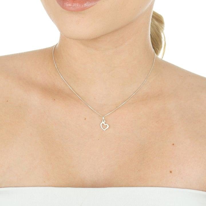 PINGENTE DE CORAÇÃO SIMPLES VAZADO A LASER EM PRATA 925 - 023-00129